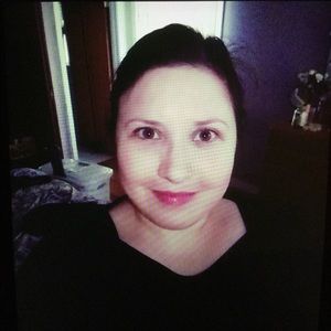 Meet your Posher, Alicia